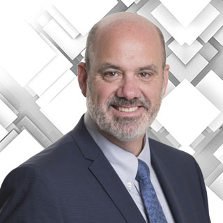Claude Deschamps, directeur général et secrétaire-trésorier.